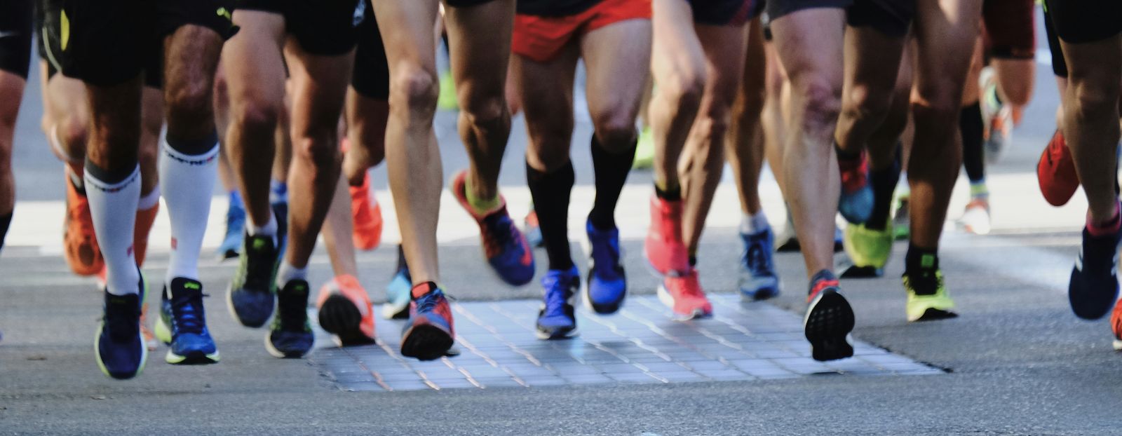 RunAcademy.nl - Hardlopend persoon